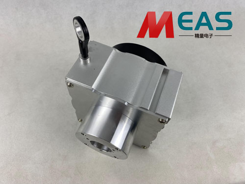 ���Kλ�Ƃ�������󻯵��ھ�y(c��)��λ�ƾ��ȵĝ���