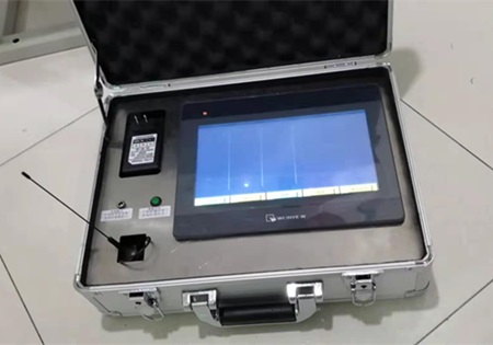 PLCҺ�����ϵ�y(t��ng)